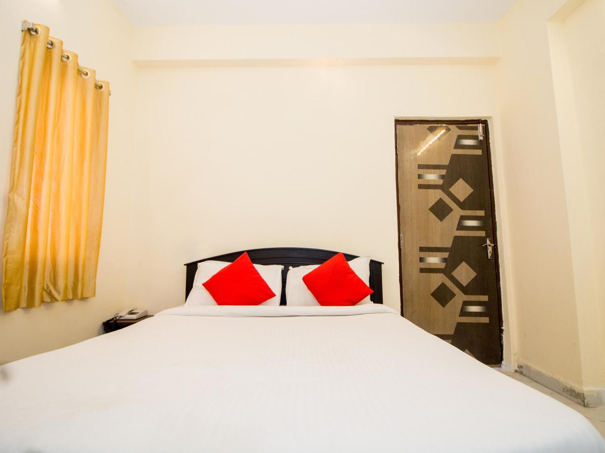 Pearl Suites, Tirupati Eksteriør bilde