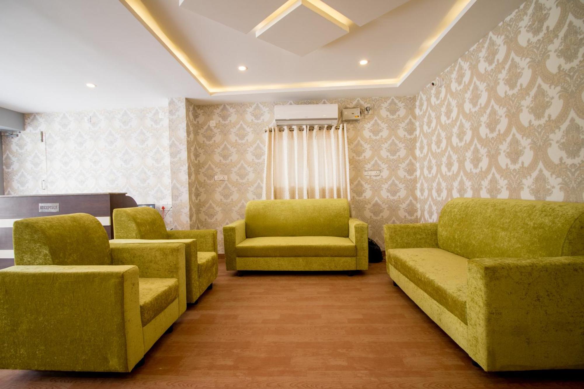 Pearl Suites, Tirupati Eksteriør bilde